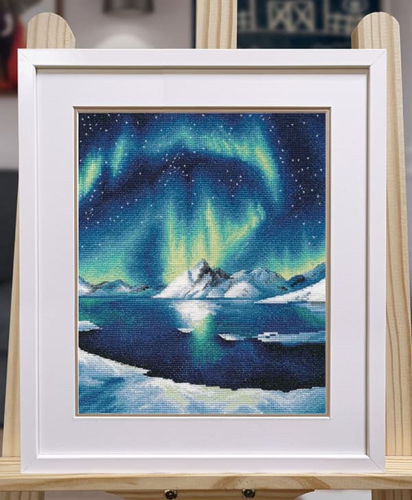 Broderikit Oven "Nordlys" 20x25 cm