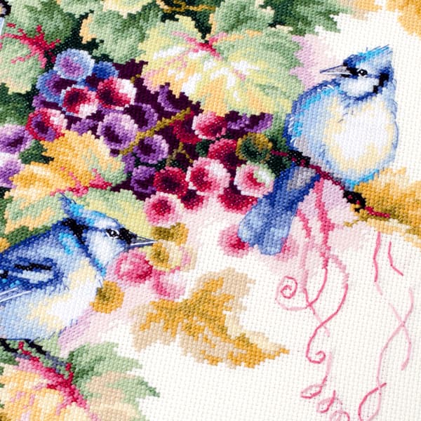 Broderisett Magic Needle «Blåskjære og druer» 25x35 cm