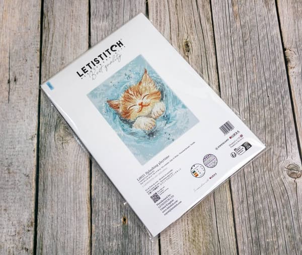 Broderisett LetiStitch L9931 - "Plaskende lek"