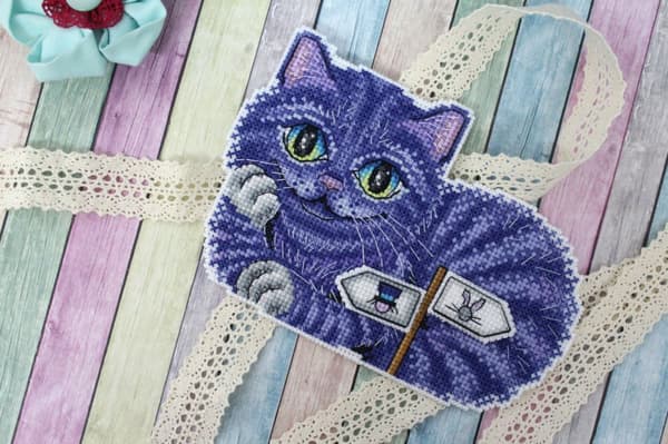 Broderikit plastic canvas MP Studia "Cheshirekatt" 16x11 cm