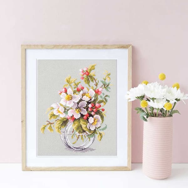 Broderikit Magic Needle "Blommande äppelträd" 18x23 cm