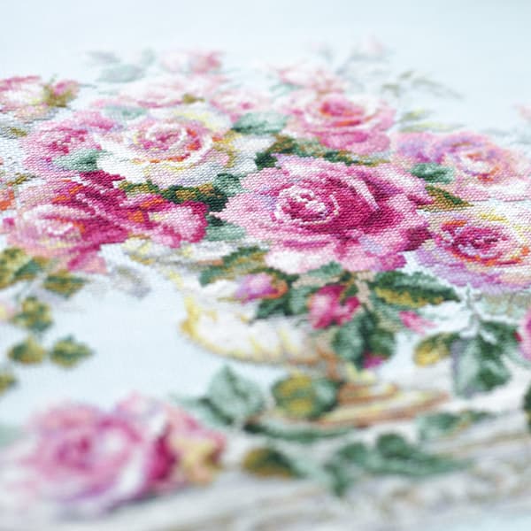 Broderikit Magic Needle "Roser til hertuginden" 40x30 cm