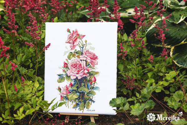 Broderikit Merejka K-155 - "Røde roser" 16x27,5 cm