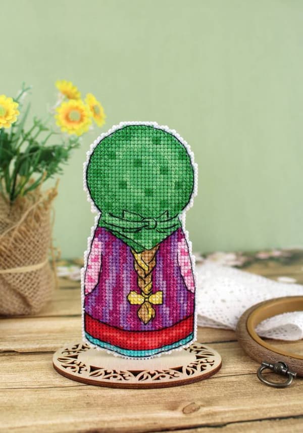 Broderikit MP Studia "Velkommen forår. Pige" 6x12cm/2.36x4.72"