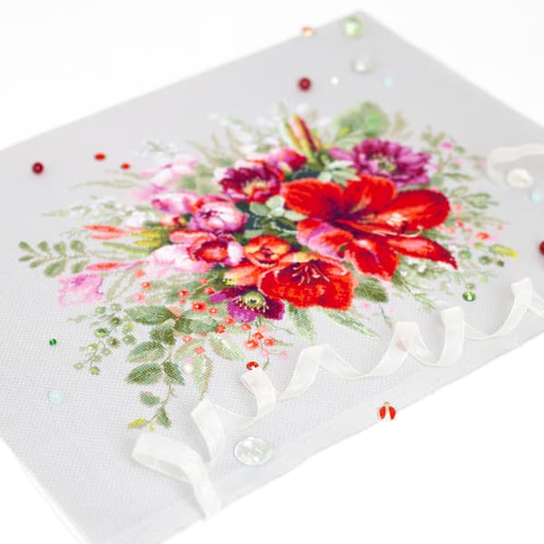 Broderikit Magic Needle "Amaryllisbukett" 36x27 cm