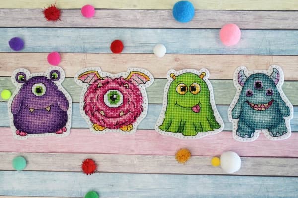 Broderikit MP Studia "Små monstre. Mærker. Magneter" 7x8 cm