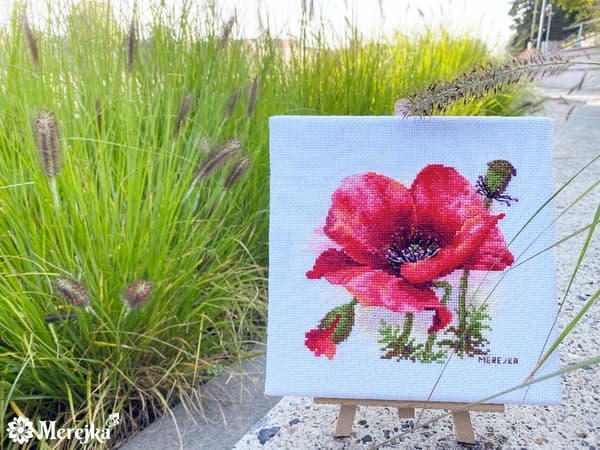 Broderikit Merejka K-187 - "Rød valmue" 15x15 cm