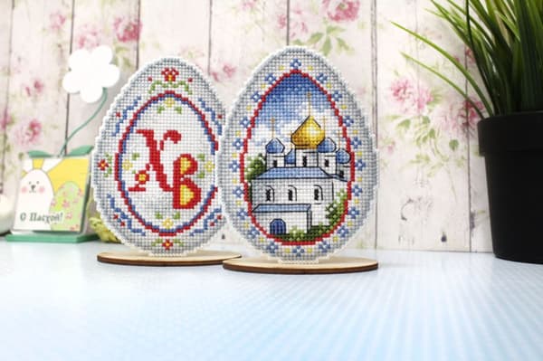 Broderikit Plastik Canvas MP Studia "Lysende fest" 8x11 cm