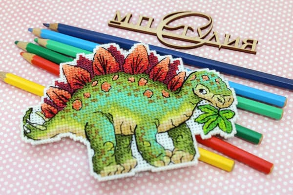 Broderisett Plastic Canvas MP Studia "Dinosaur" 13x9 cm