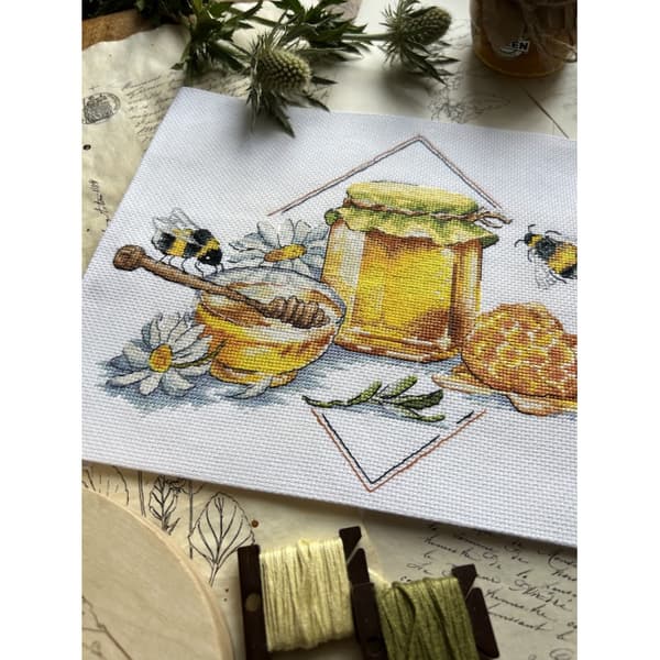 Broderikit Andriana "Honning" 27x20 cm