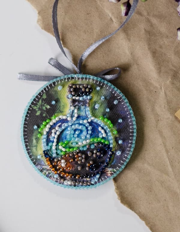 Broderikit med perler Abris Art "Heksepress" 13.2x6.6cm