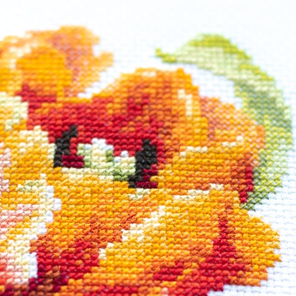Broderikit Magic Needle "Rød tulipan" 11x11 cm