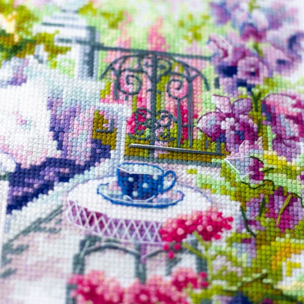 Broderikit Magic Needle "Hyggelig terrasse" 21x27 cm