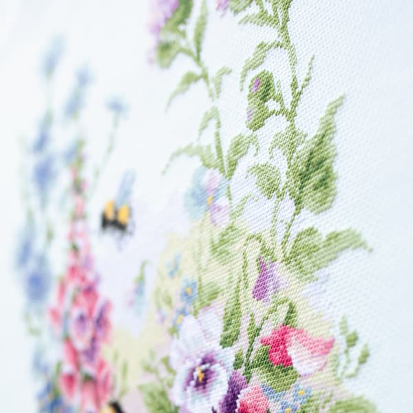 Broderikit Magic Needle "Sommarsång" 31x40 cm