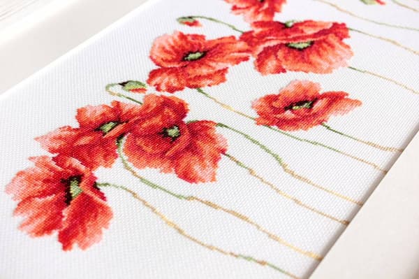 Broderisett Luca-S B2223 - "Valmue" 40x23.5 cm