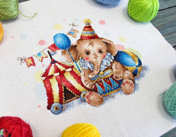 Broderikit MP Studia "Favoritcirkus" 19x18cm/19x18cm