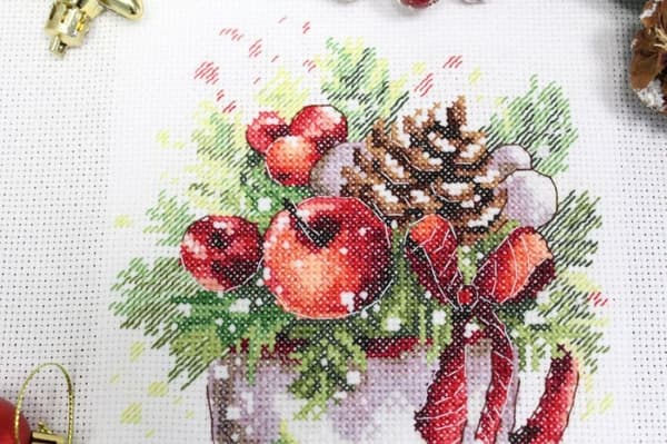 Broderikit MP Studia "Julkomposition" 14x18 cm