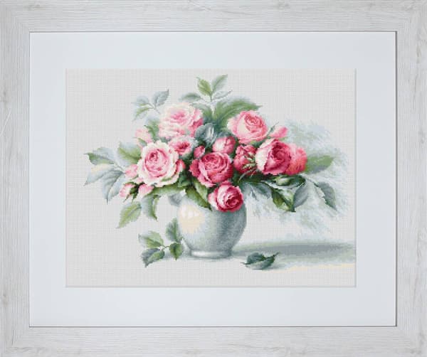 Broderikit Luca-S B2280 - "Etyde med roser" 35.5x26 cm