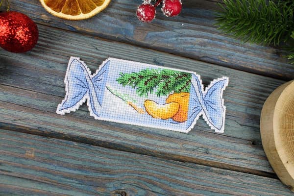 Broderikit plastic canvas MP Studia "Julgodis Nr. 2" 5x13cm