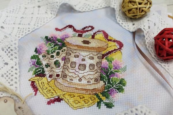 Broderisett MP Studia "Håndlaget. Blonder" 11x11 cm