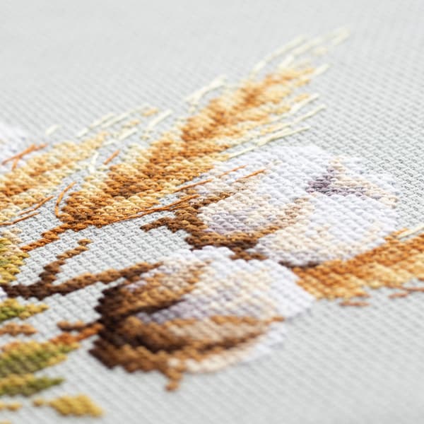 Broderikit Magic Needle "Blommande bomull och blåbär" 18x23 cm