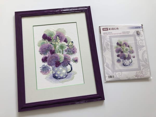 Broderikit Riolis "Lilla allium" 21x30 cm