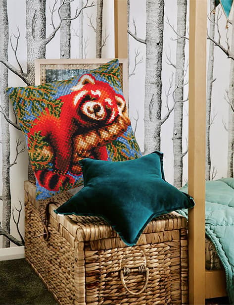 Broderikit Kudde Collection D`Art 5272 - "Röd panda" 40x40 cm