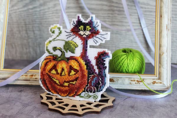 Broderisett Plastic Canvas MP Studia "Svart katt" 9x11 cm