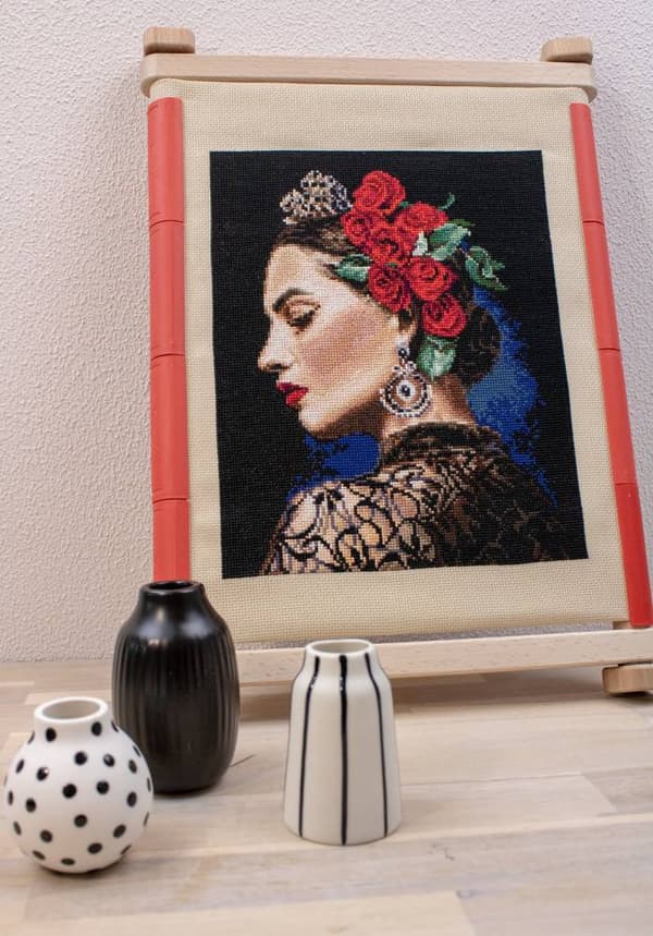 Broderikit LetiStitch L8029 - "Musa" 20x25 cm