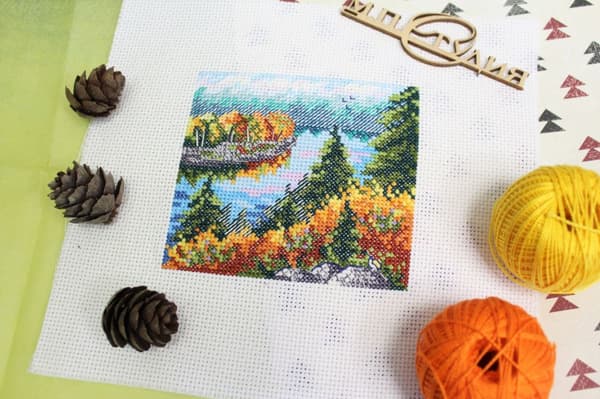 Ristipistopakkaus MP Studia "Syysmetsä" 11x10 cm