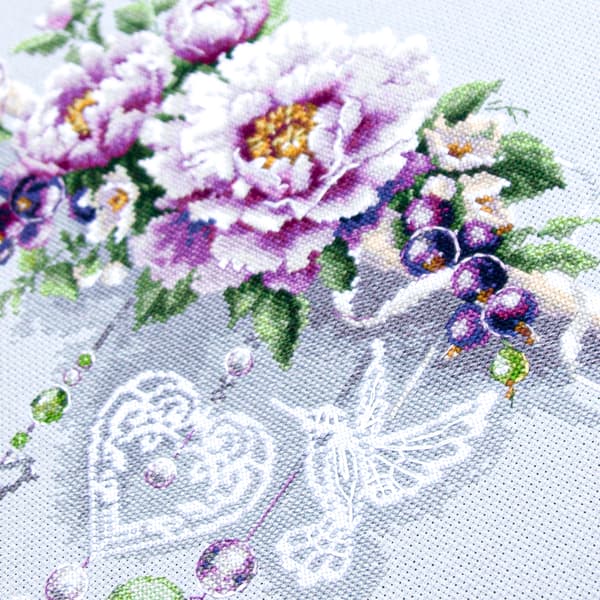 Broderikit Magic Needle "Blomsterdekoration" 27x23 cm