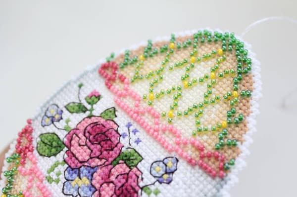 Broderikit Plastik Canvas MP Studia "Forårsfest" 8x11 cm