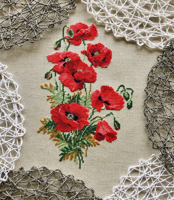 Broderikit Riolis "Vild valmue" 21x30 cm