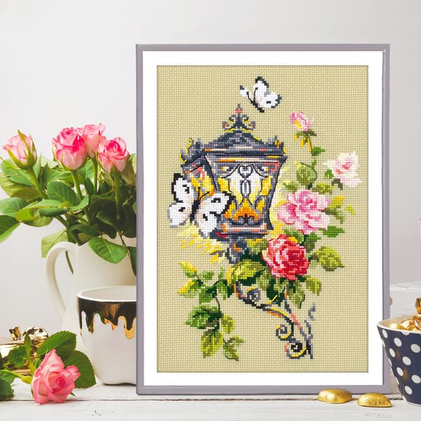 Broderisett Magic Needle "Fortryllelsens lys" 17x23 cm