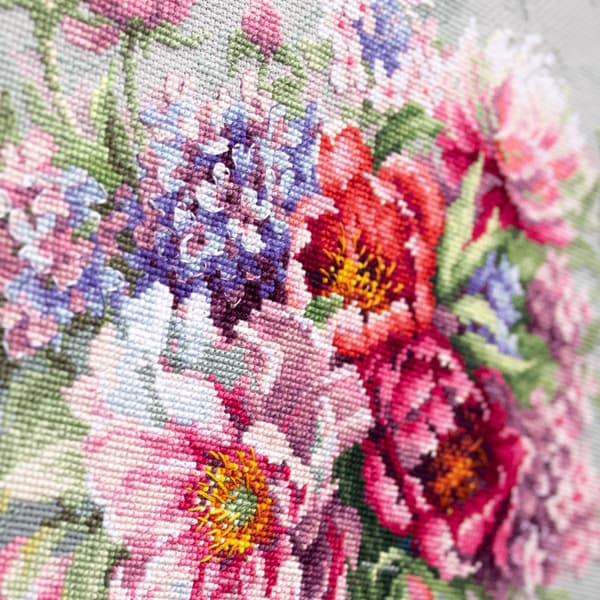 Broderikit Magic Needle "Pæon og hortensia" 40x30 cm