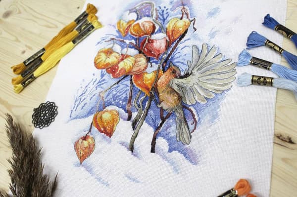 Broderikit MP Studia "Flyvende fugl" 21x30 cm