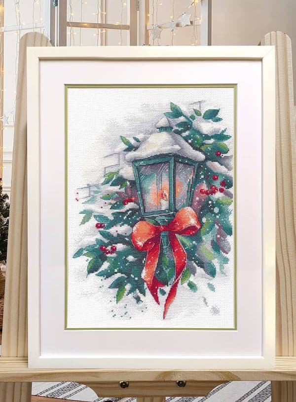 Broderikit Oven "Vinterlygte" 20x29 cm