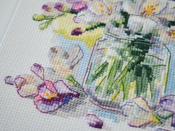Broderikit Abris Art "Den første buket" 17x17 cm