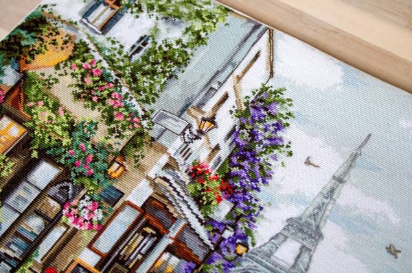 Broderikit Luca-S B2365 - "Paris i blomster" 47x34 cm