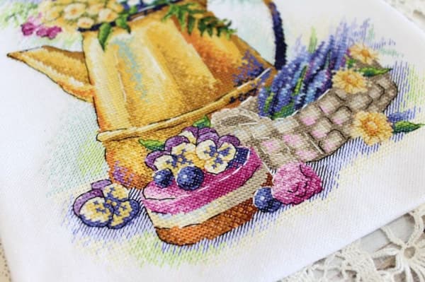 Broderikit MP Studia "Lavendelgodteri" 21x30 cm