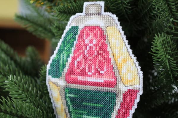 Broderikit plastic canvas MP Studia "Julprydnad" 9x12 cm