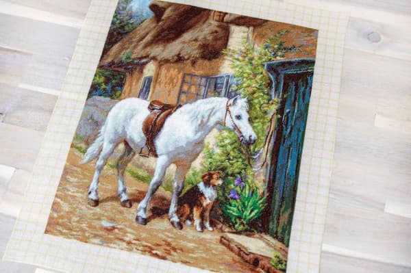 Broderikit Petit point Luca-S "Vid stugan" 24x30 cm
