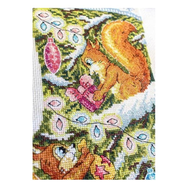 Broderikit MP Studia "Overraskelse til egernet" 16x24 cm