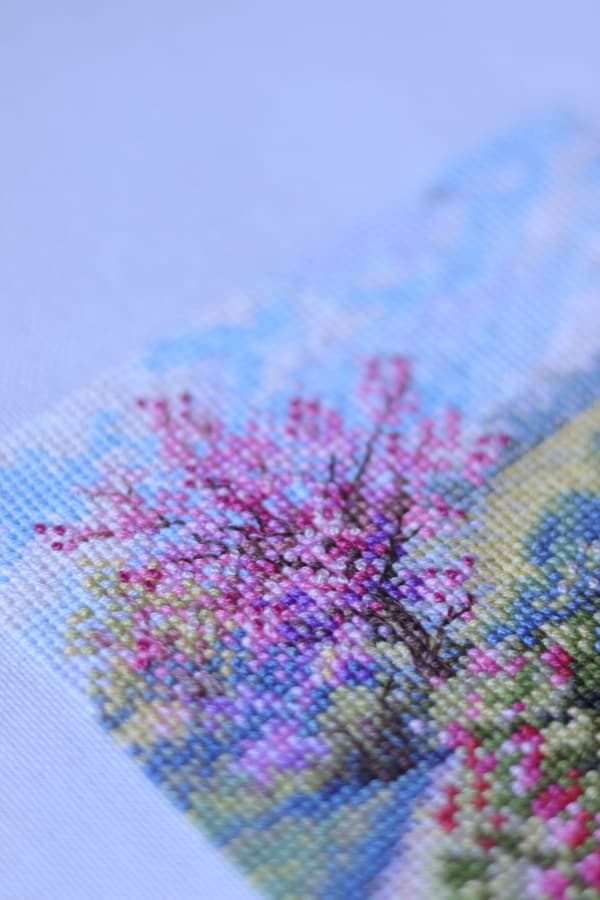 Broderikit Merejka K-268A - "Forår" 11.5x11.5 cm