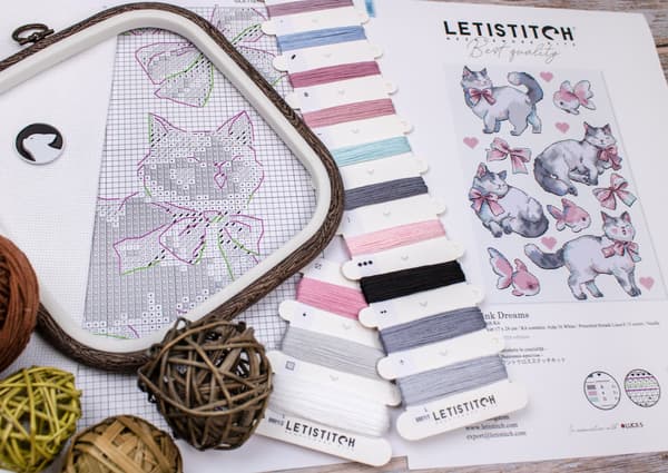 Broderikit LetiStitch L8801 - "Rosa drømme" 17x24 cm