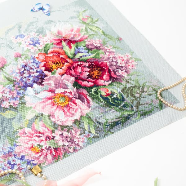 Broderisett Magic Needle "Peon og hortensia" 40x30 cm
