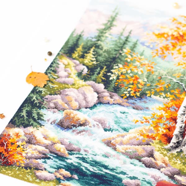 Broderisett Magic Needle "Bergsbäck" 27x40 cm