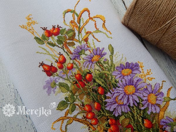 Broderikit Merejka K-126 - "Hyben" 19x36 cm