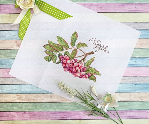 Broderikit MP Studia "Naturens gaver. Røde rønnebær" 20x15 cm