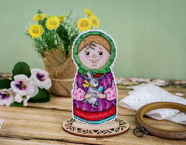 Broderikit MP Studia "Velkommen forår. Pige" 6x12cm/2.36x4.72"